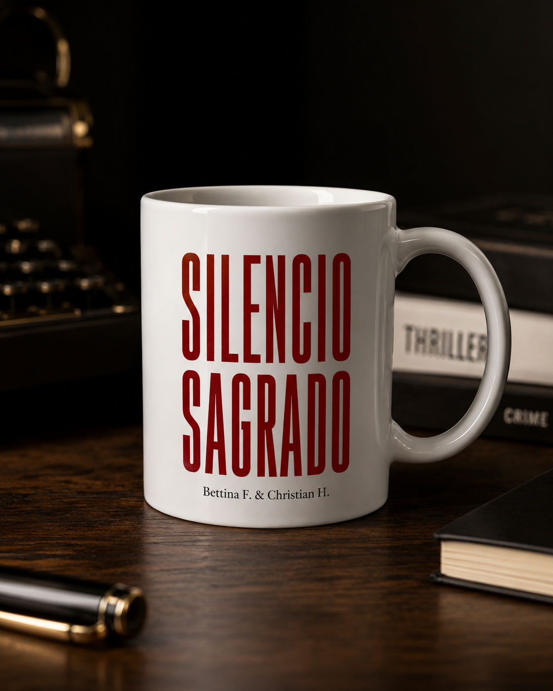 Taza blanca con rojo